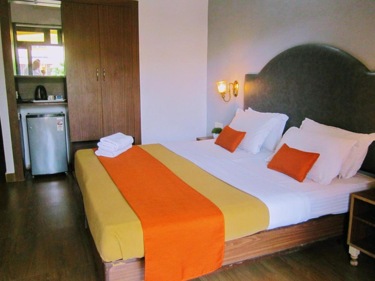 Carina Beach Resort Benaulim Exteriör bild