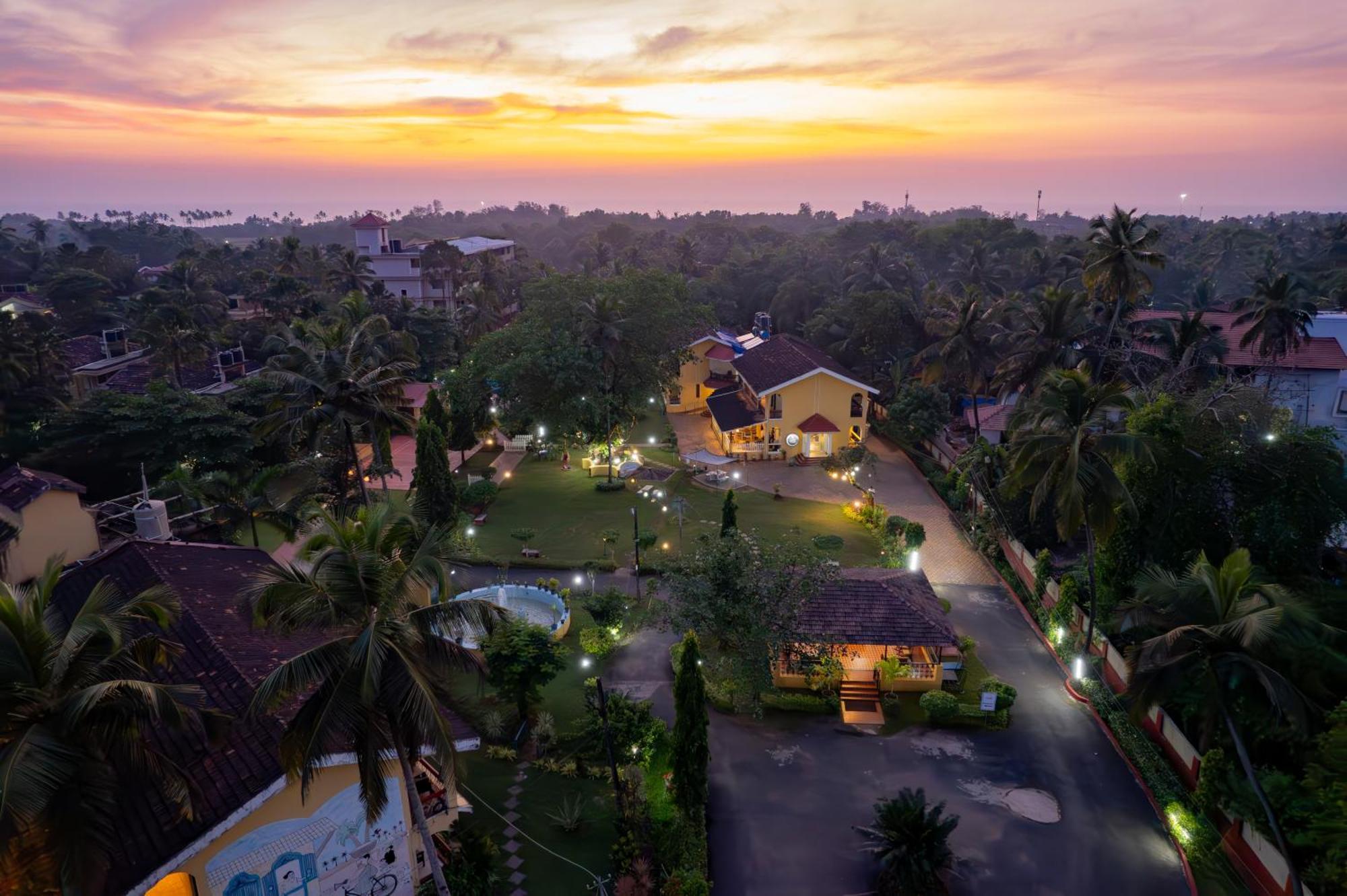 Carina Beach Resort Benaulim Exteriör bild