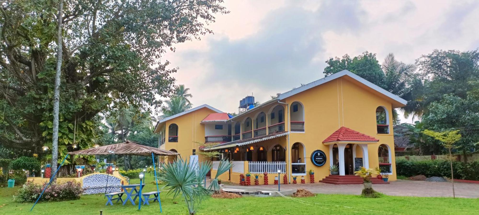 Carina Beach Resort Benaulim Exteriör bild